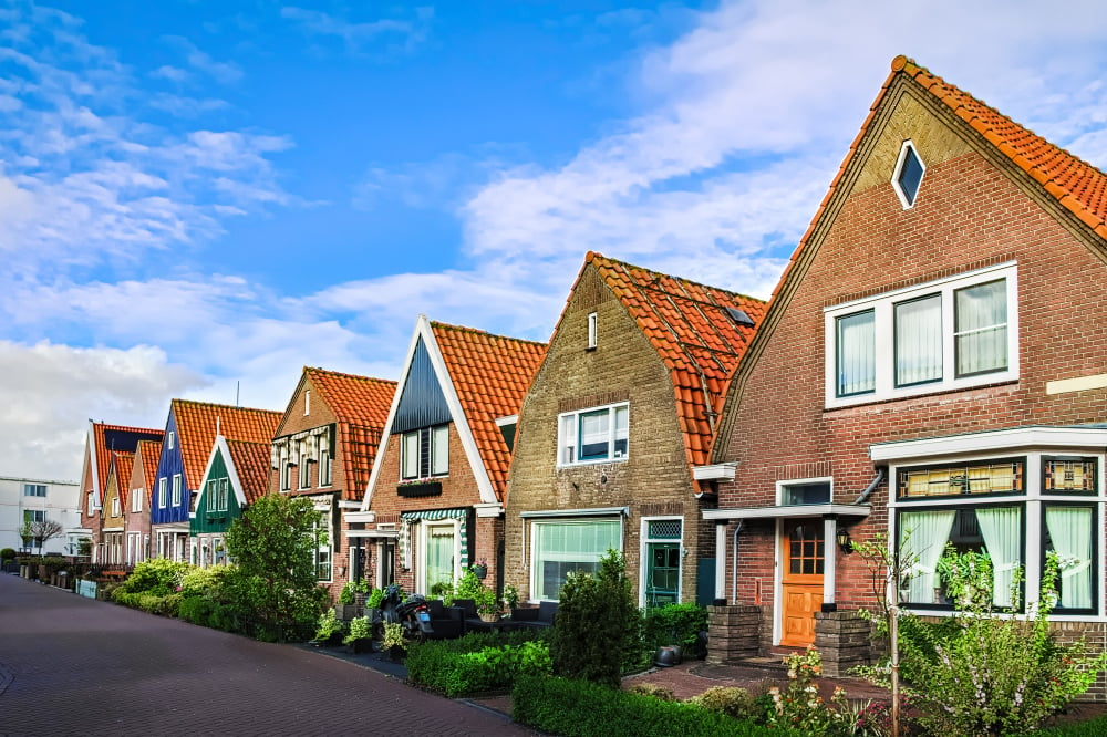 photo-of-Dutch-houses-paid-with-mortgages-in-the-Netherlands