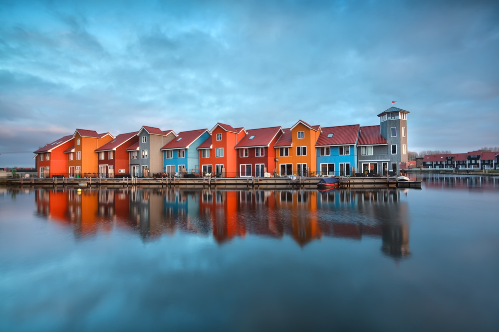 reitdiephaven-in-groningen-view-of-houses-above-water-things-to-do-in-groningen