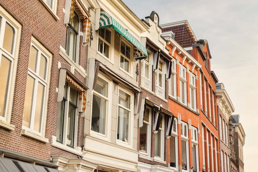 Photo-of-Dutch-houses