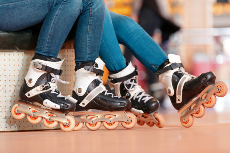 Dutch Quirk #55: Be rollerskating royals (and even hold skate parties) 