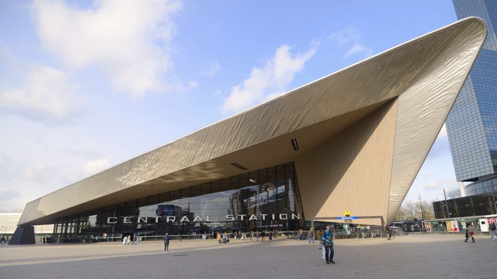 photo-of-rotterdam-centraal-station-start-of-rotterdam-food-tour