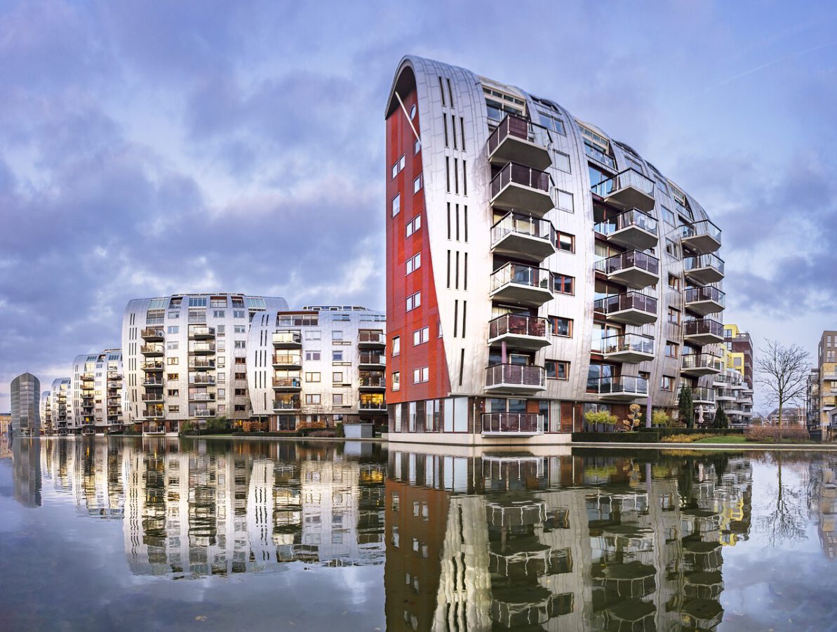 photo-of-futuristic-looking-architecture-in-Den-Bosch-the-Netherlands-from-the-1980s