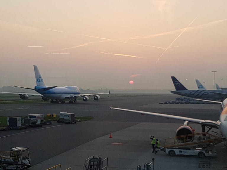 BREAKING: Full alert at Schiphol and mass police deployment, possible plane hijacking at Dutch airport