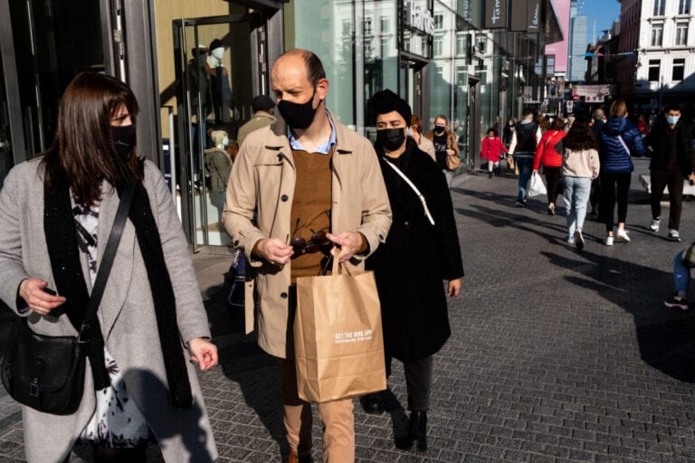 Netherlands prepares to go into “hard lockdown” from midnight: almost everything will close