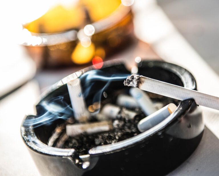 Smoking rate among young Dutch people remains high