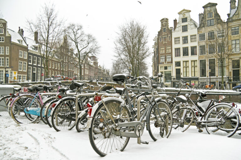 S’no way! These parts of the Netherlands can expect even more SNOW today