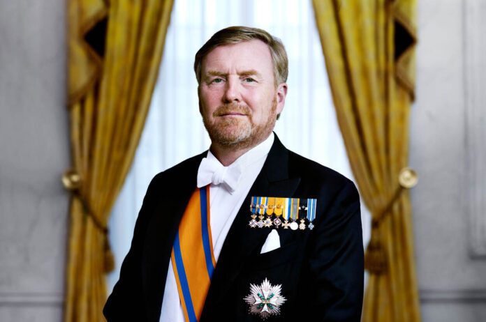 headshot-of-king-willem-alexander-september-2023-10-year-anniversary-of-king-reign