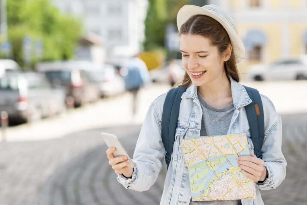 tourist-with-dutch-sim-card-using-roaming-data-to-navigate-with-google-maps
