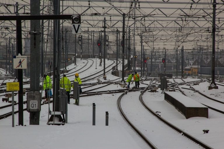 The snow is arriving in the Netherlands and public transport will be affected!
