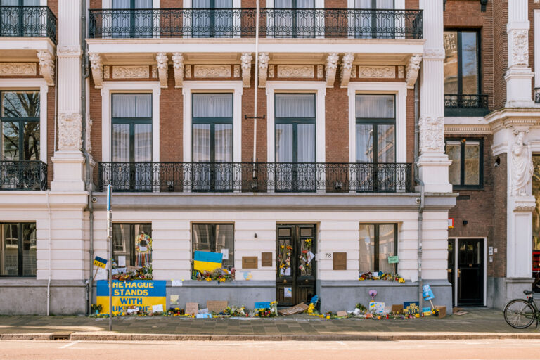 Rutte agrees to send heavier equipment to Ukraine during call with Zelensky