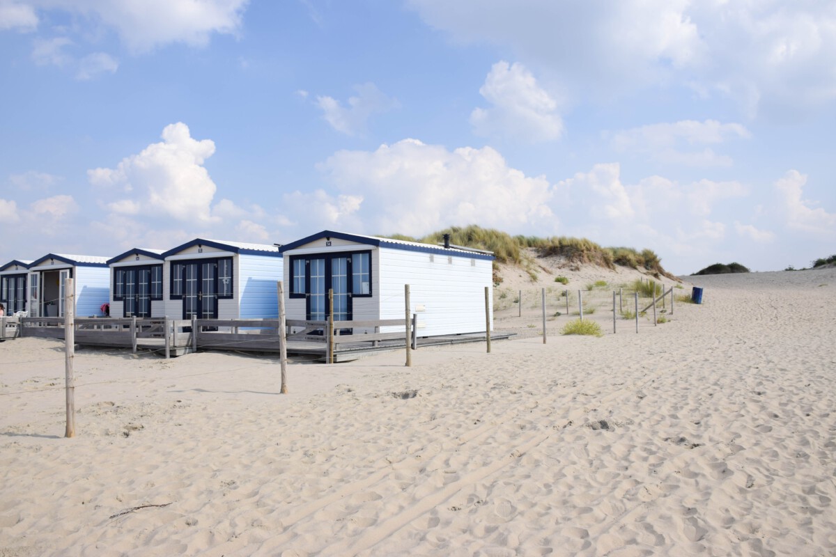 photo-of-beach-houses-at-hoek-van-holland