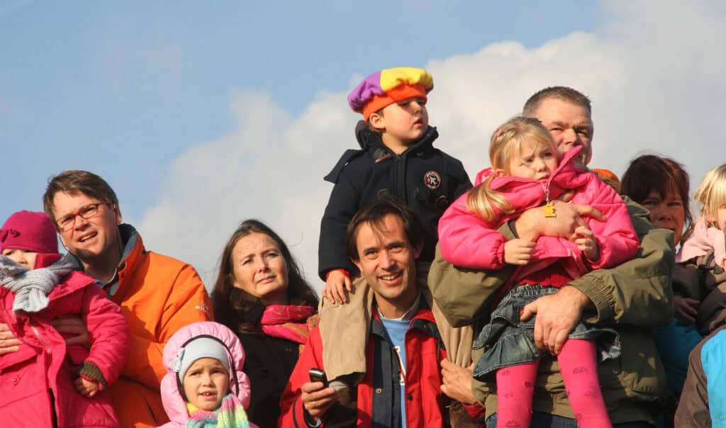 photo-of-family-at-sinterklaas-parade-integrating-children-into-life-in-the-Netherlands