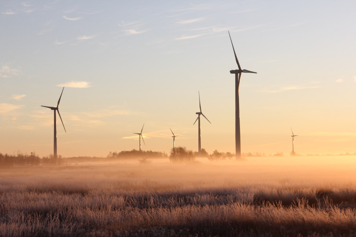 photo-of-the-netherlands-onshore-wind-turbines