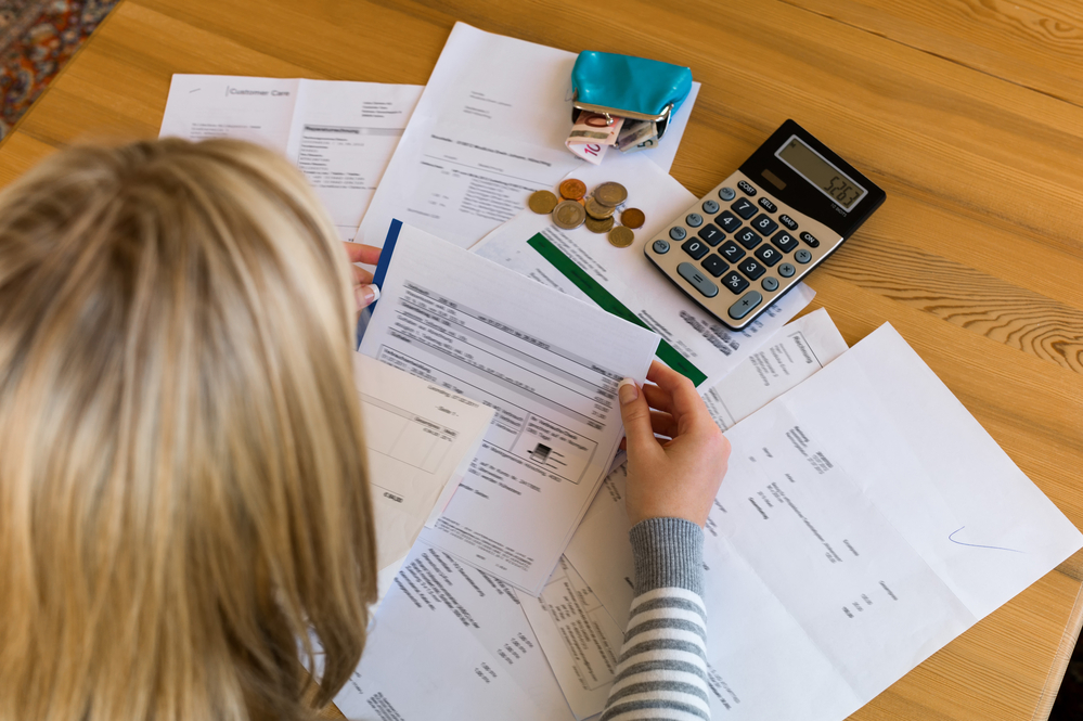 woman-applying-for-unemployment-benefits-in-the-netherlands