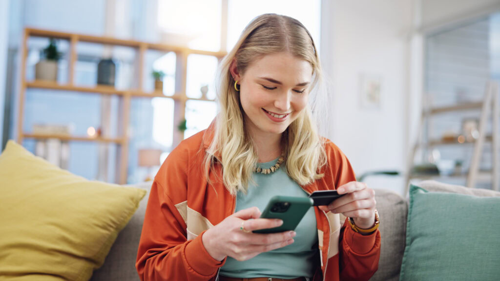 woman-growing-her-passive-income-with-a-high-yield-savings-account-in-the-netherlands-from-a-dutch-neobank