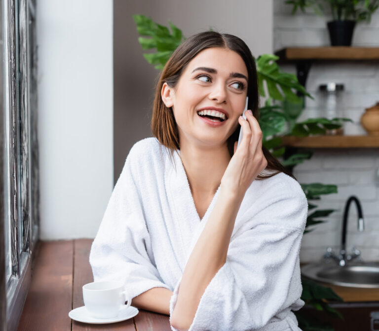 woman-talking-on-phone-with-family-abroad-with-lebara-international-calling-subscription