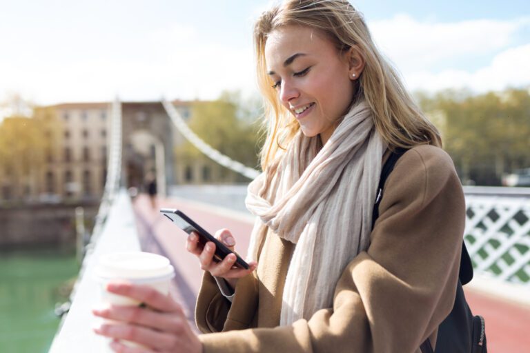 What’s an eSIM? (and why get one to travel to the Netherlands)