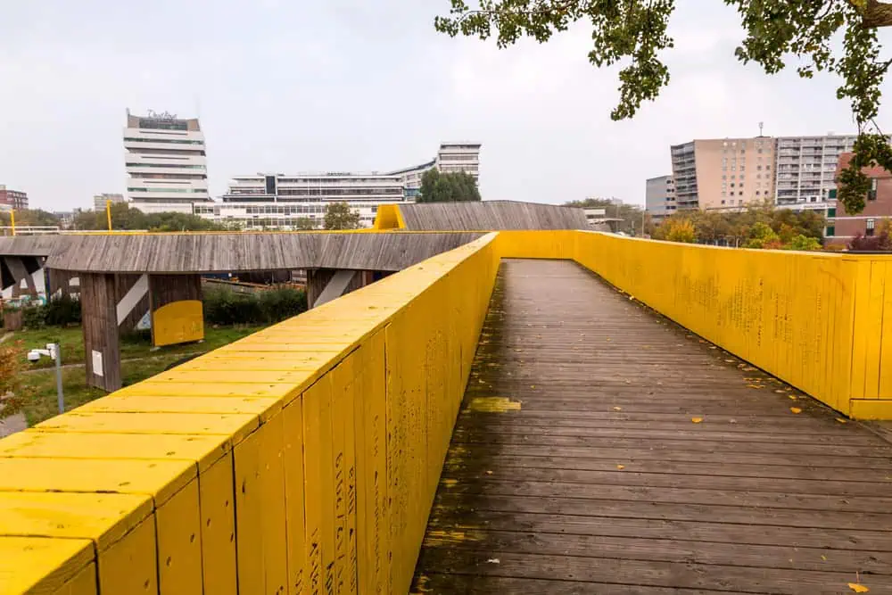 yellow-pedestrian-footbridge-called-the-luchtsingel-in-the-centre-of-rotterdam-netherlands