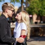 Hey Dutchies, what’s up with the three kisses?