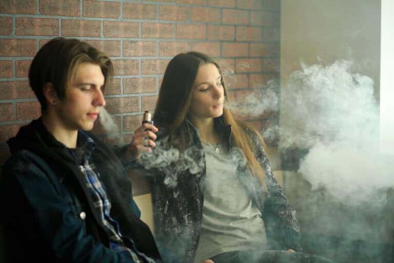 No more teen vapers: the Netherlands set to raise the legal smoking age